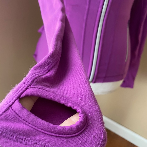 LuLuLemon Jacket - Picture 3 of 4